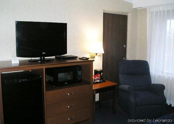 Clarion Hotel Buffalo Airport Williamsville Zimmer foto